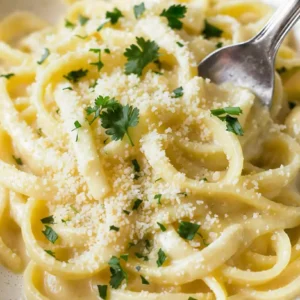 Skinny Fettuccine Alfredo